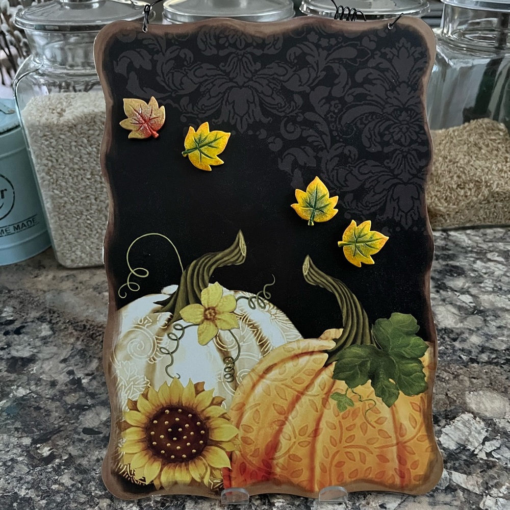Metal Hanging Fall Decor with Leaf Magnets
